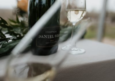 Champagne van Daniel Solo tijdens bruiloft