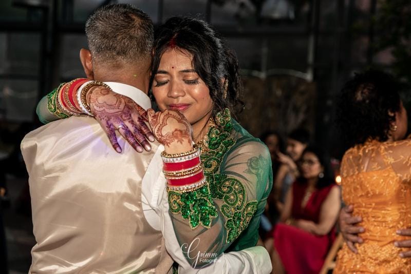 Javaans-Hindoestaanse bruiloft